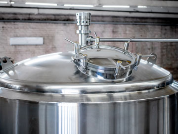 40HL fermenter top view