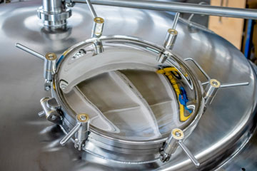 Manhole cover closed view